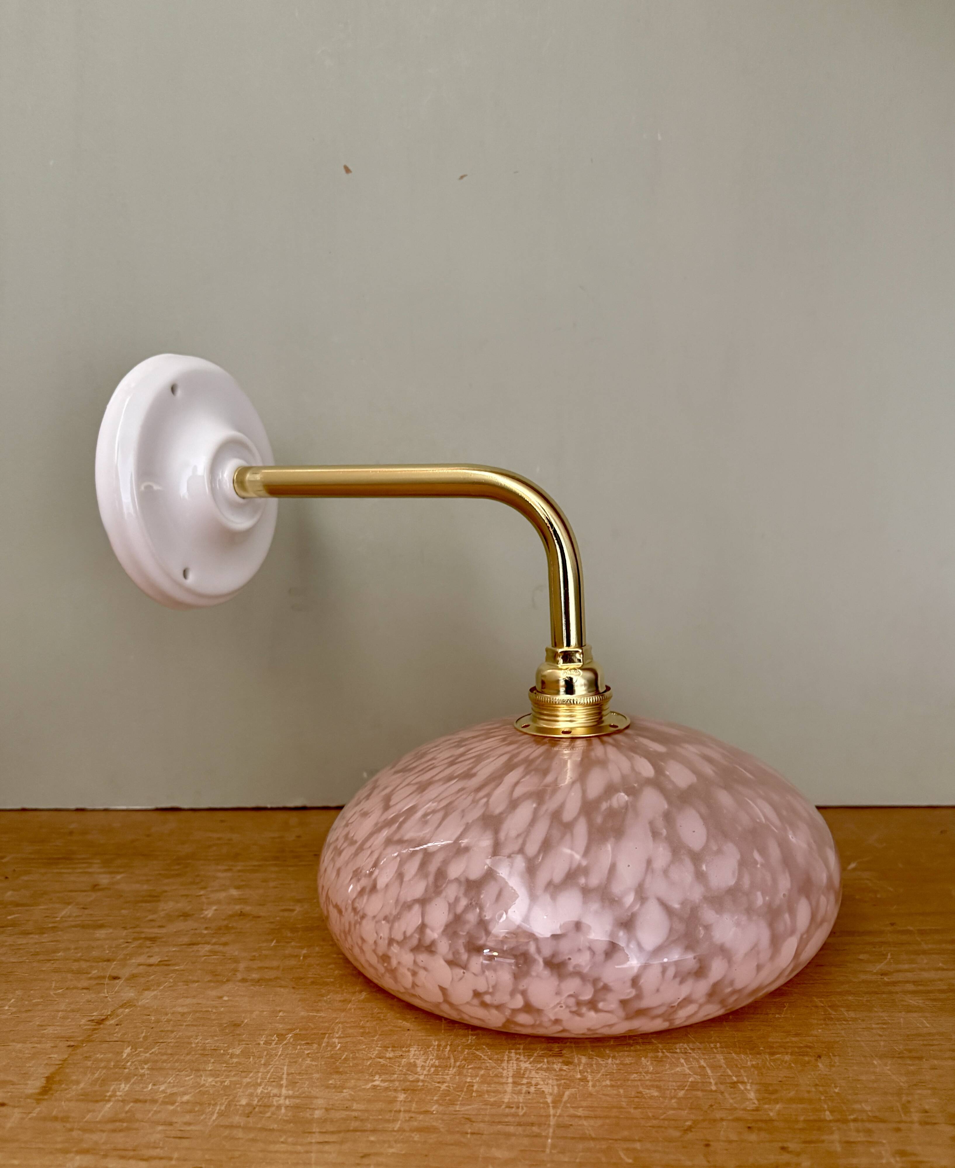 Elbow wall light, vintage glass lampshade from Clichy in pink.