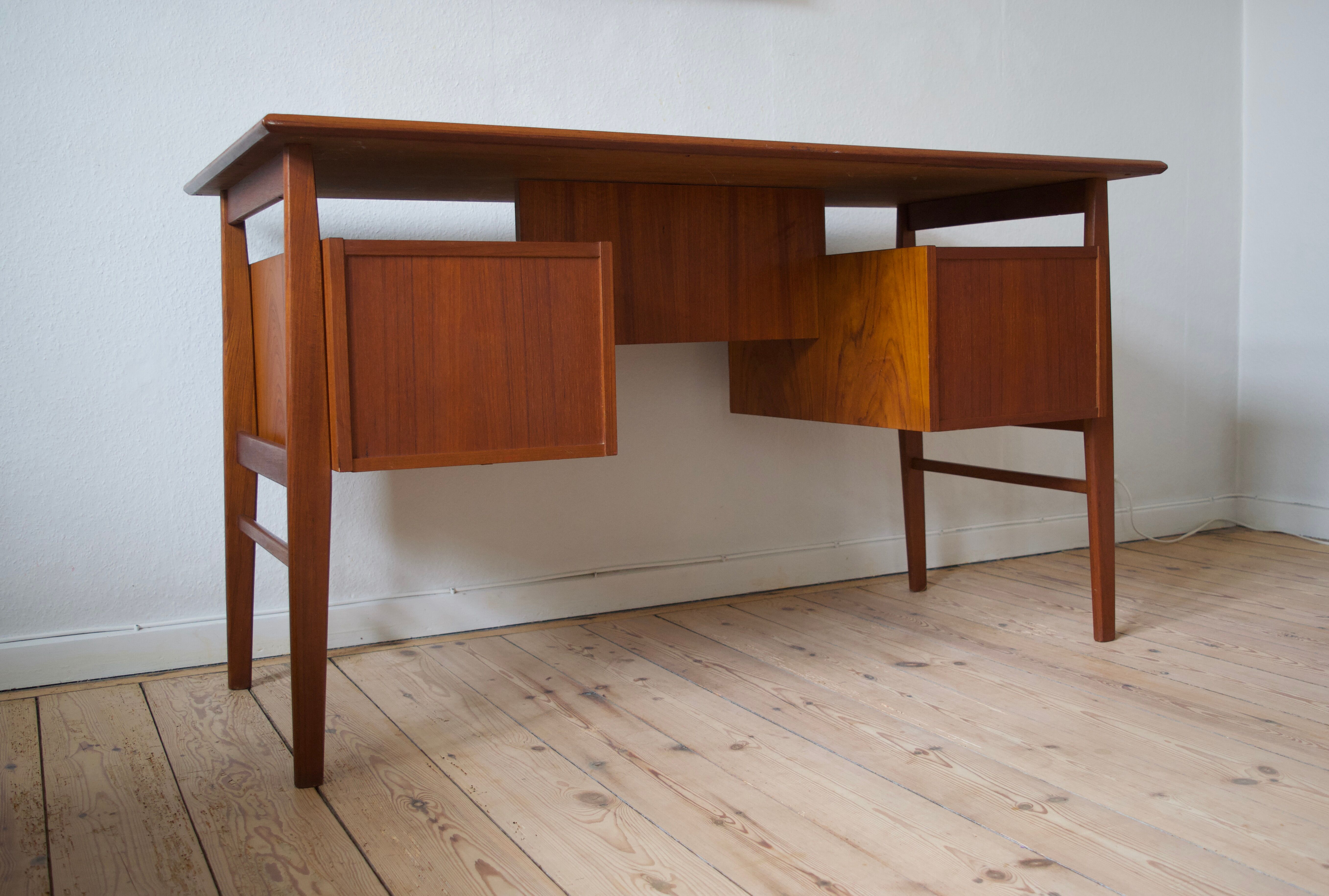 Danish teak desk by Gunnar Nielsen for Tibergaard, 1960s