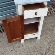 Meuble parisien en bois peint