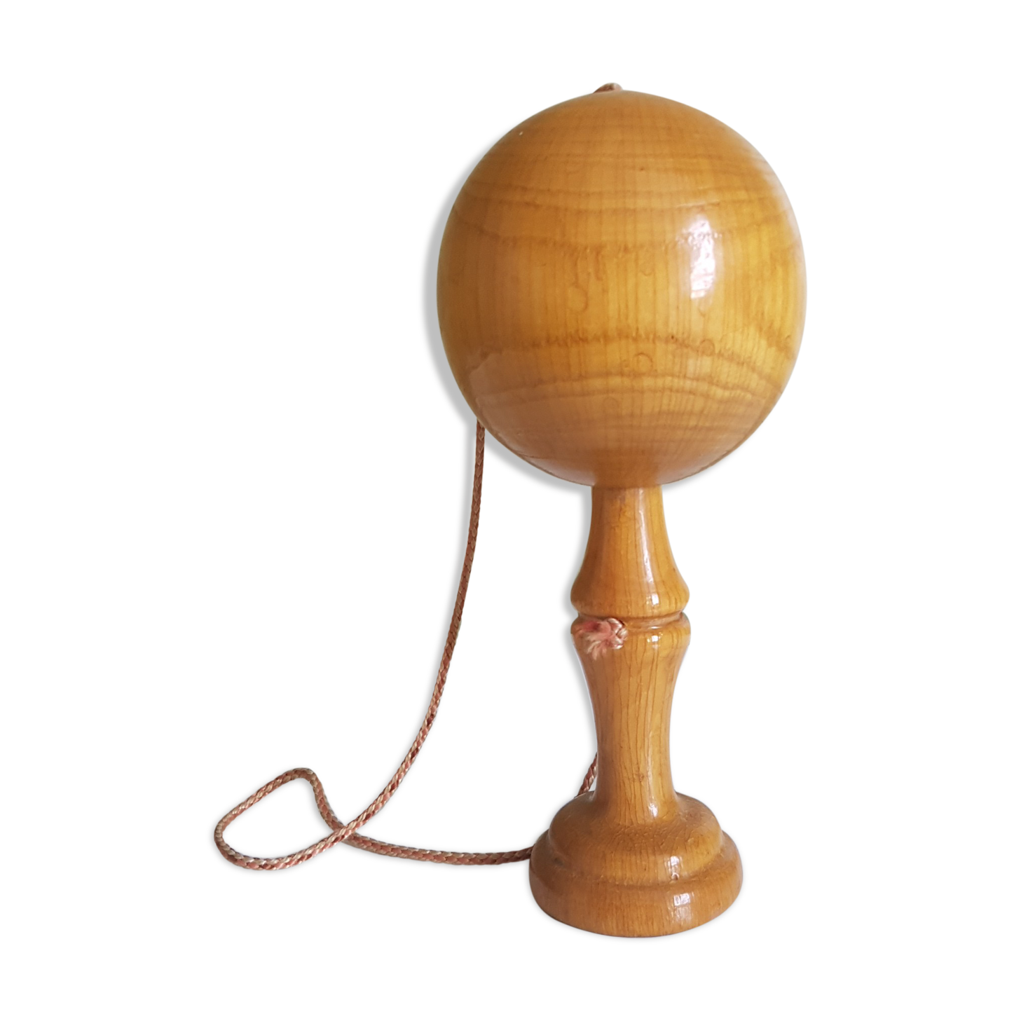 Bilboquet in varnished wood