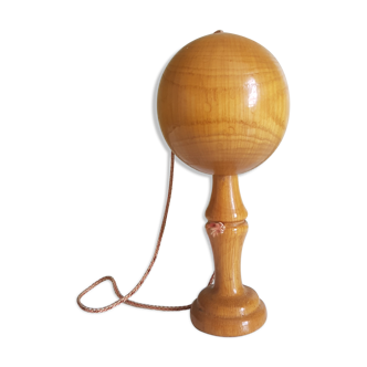 Bilboquet in varnished wood