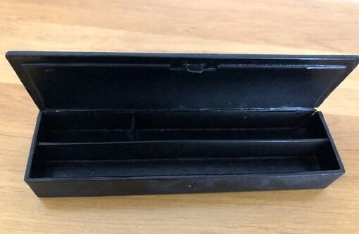 Pen tray in black lacquered wood painted floral decoration