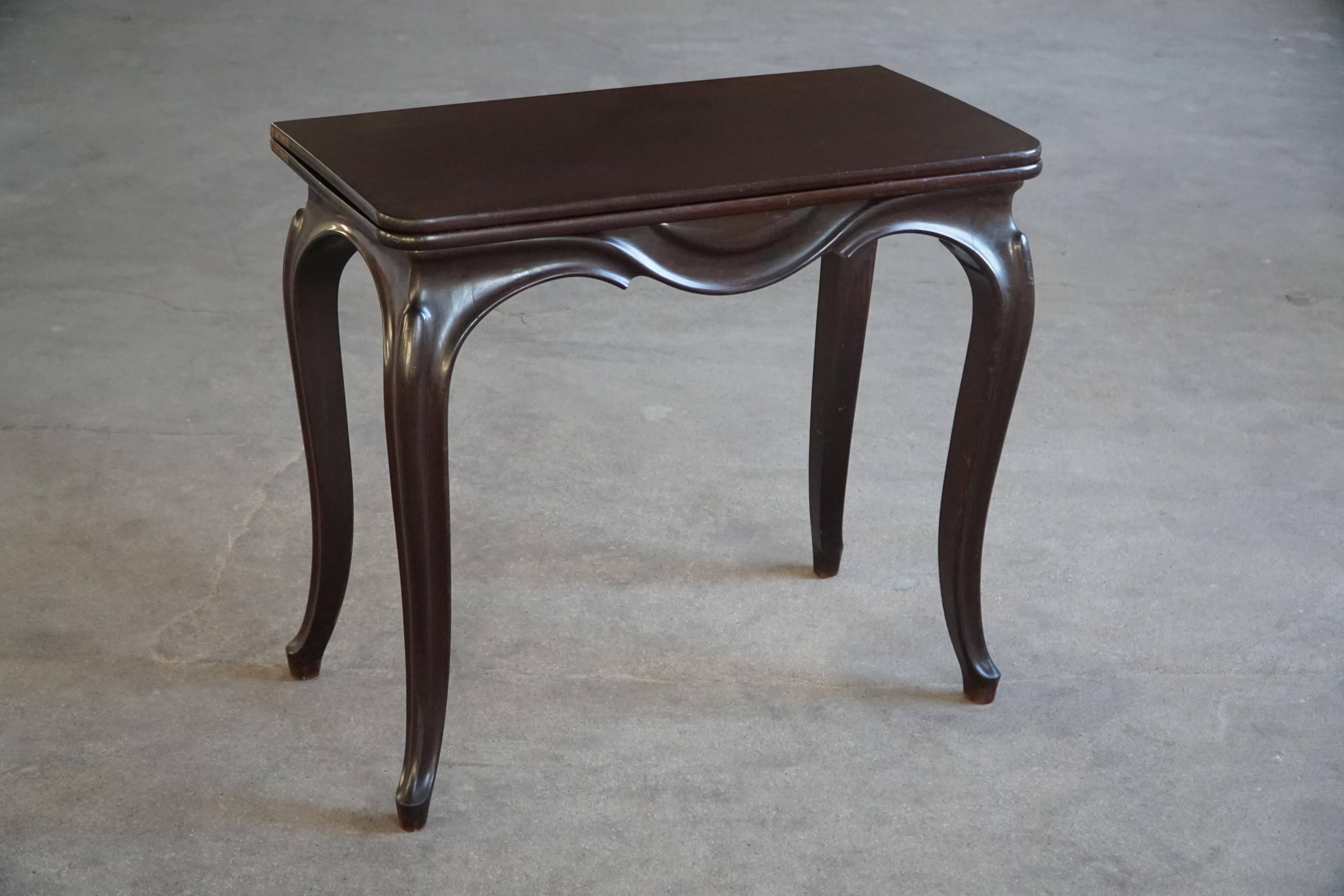 English folding table in Rococo Revival style / Wooden game table, 19th century