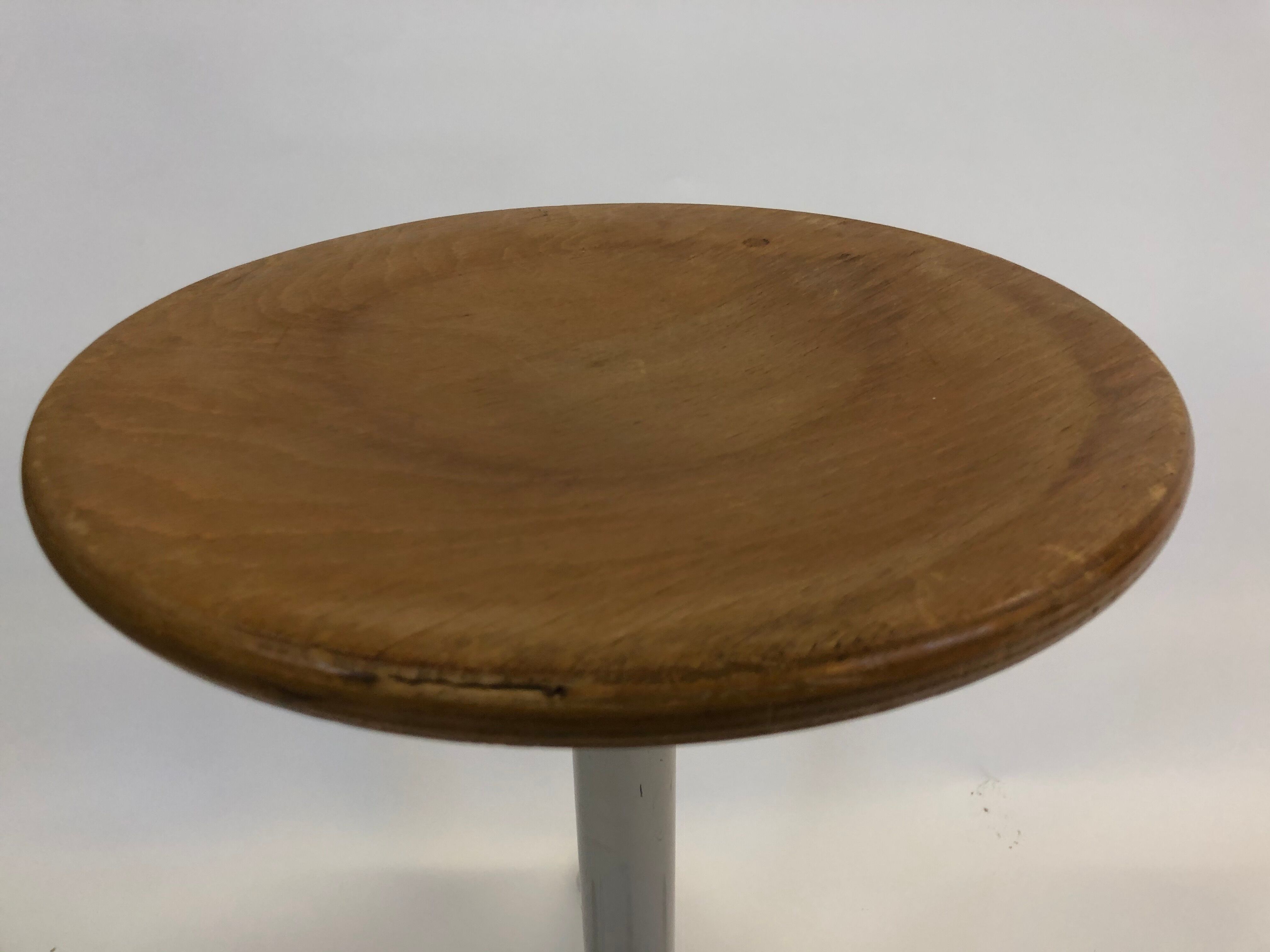 Vintage stool work tabouret by Friso Kramer Ahrend de Cirkel
