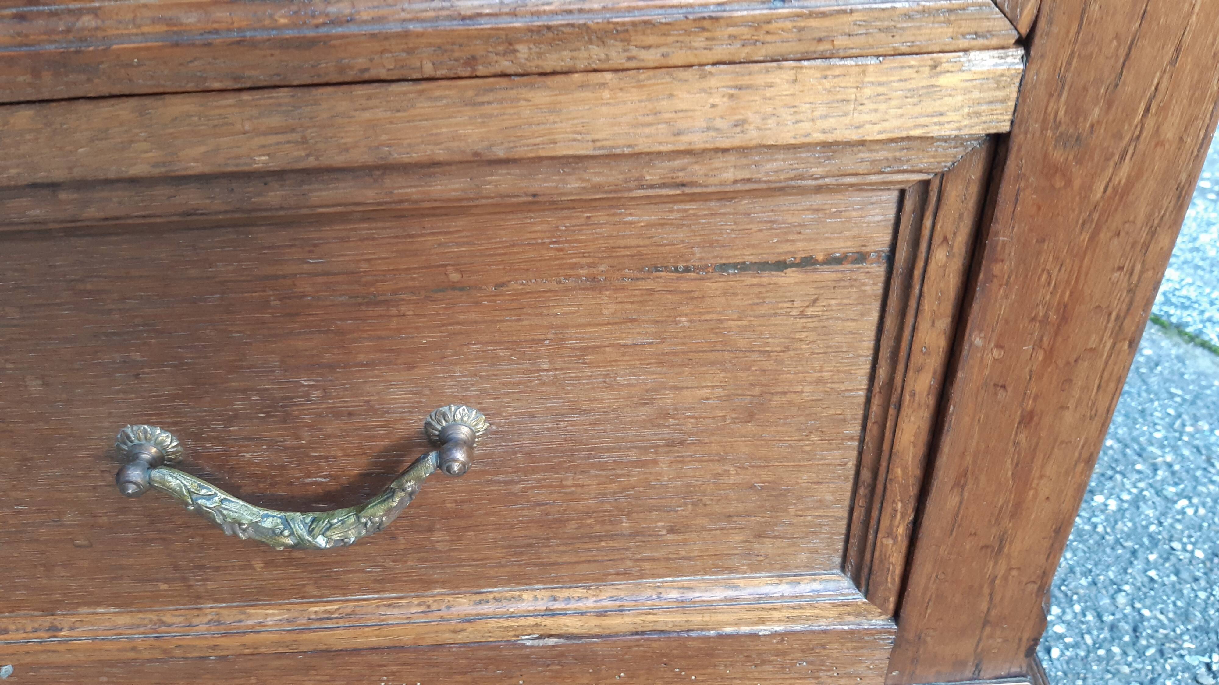 Commode chêne et marbre début XXème