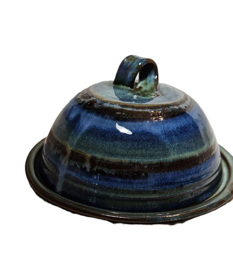 Glaze-glazed terracotta cheese dome signed kreuz