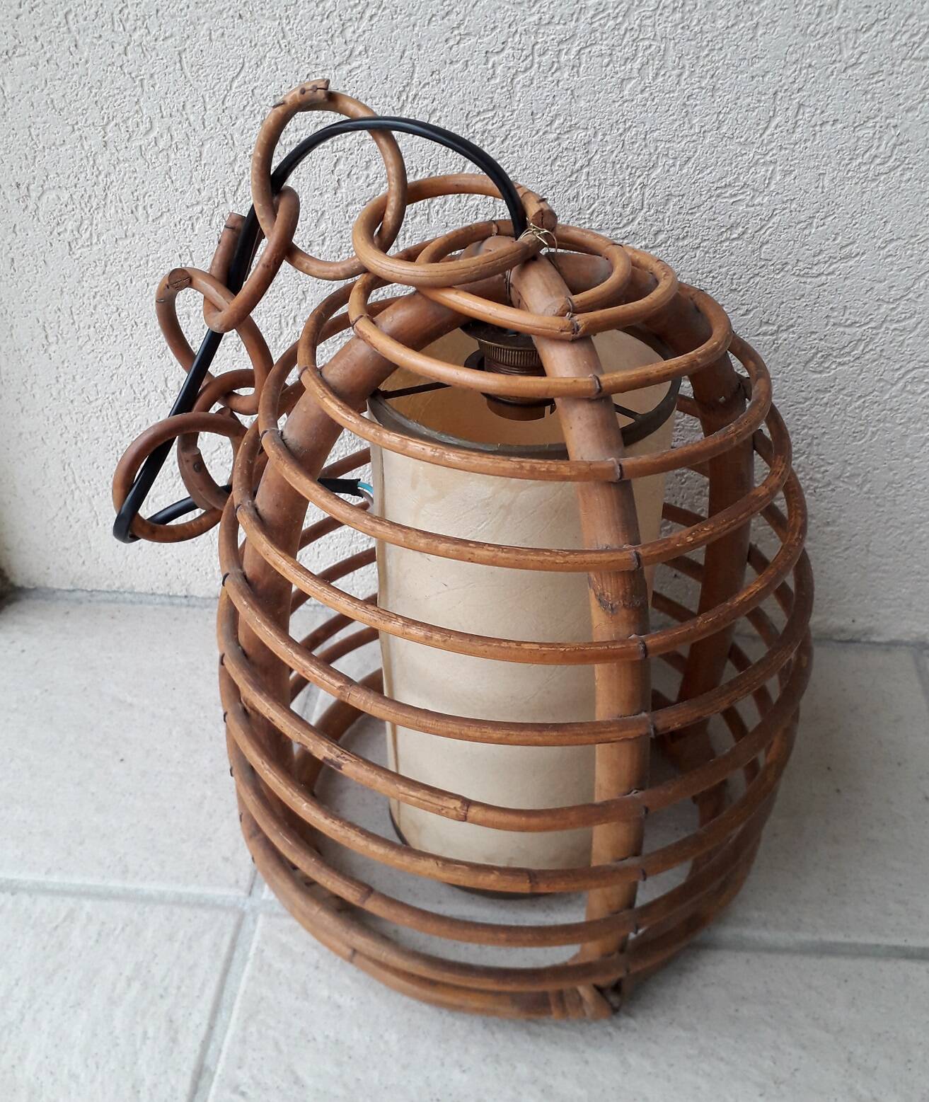 Rattan suspension