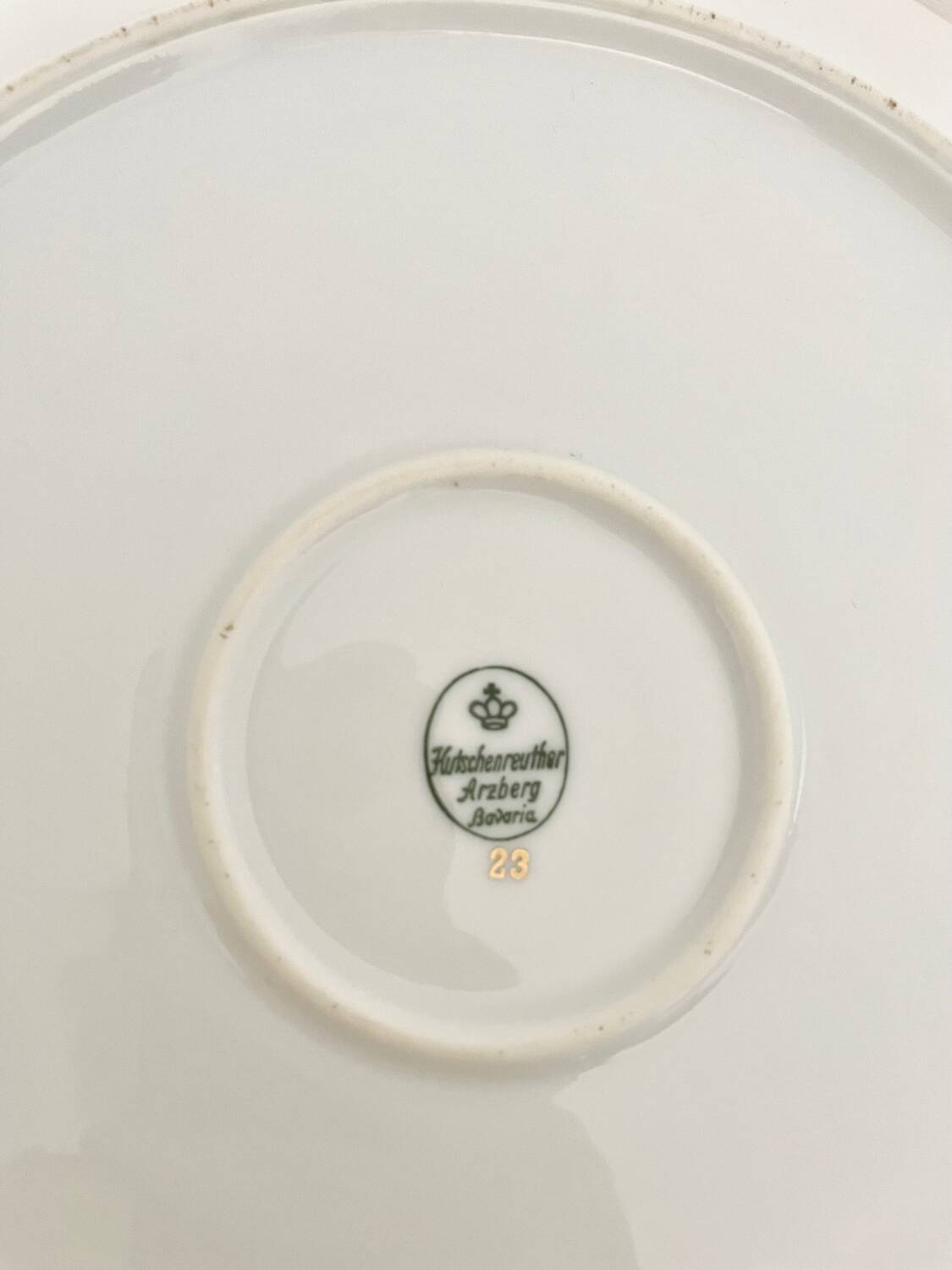 Set of two dishes - white gold