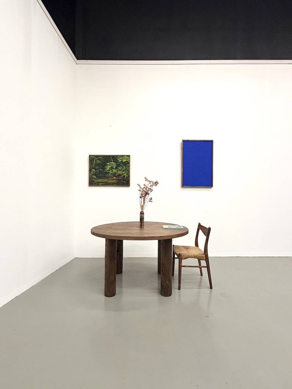 Table ronde années 50 constructiviste noyer