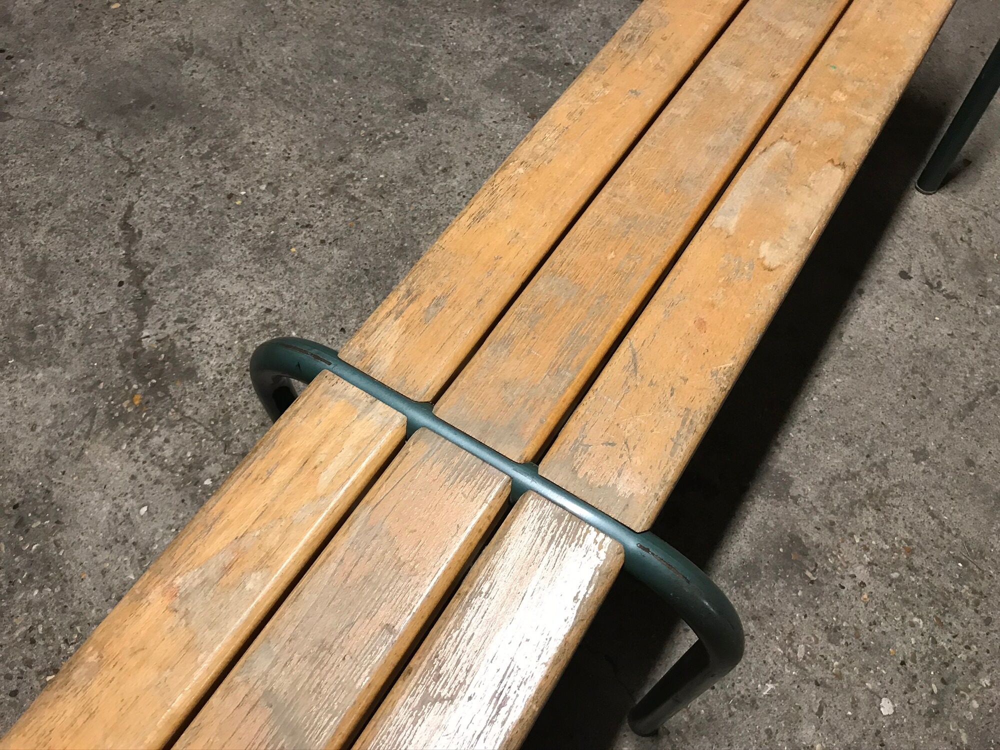 Vintage school bench Height 45 cm - wood and tubular metal structure