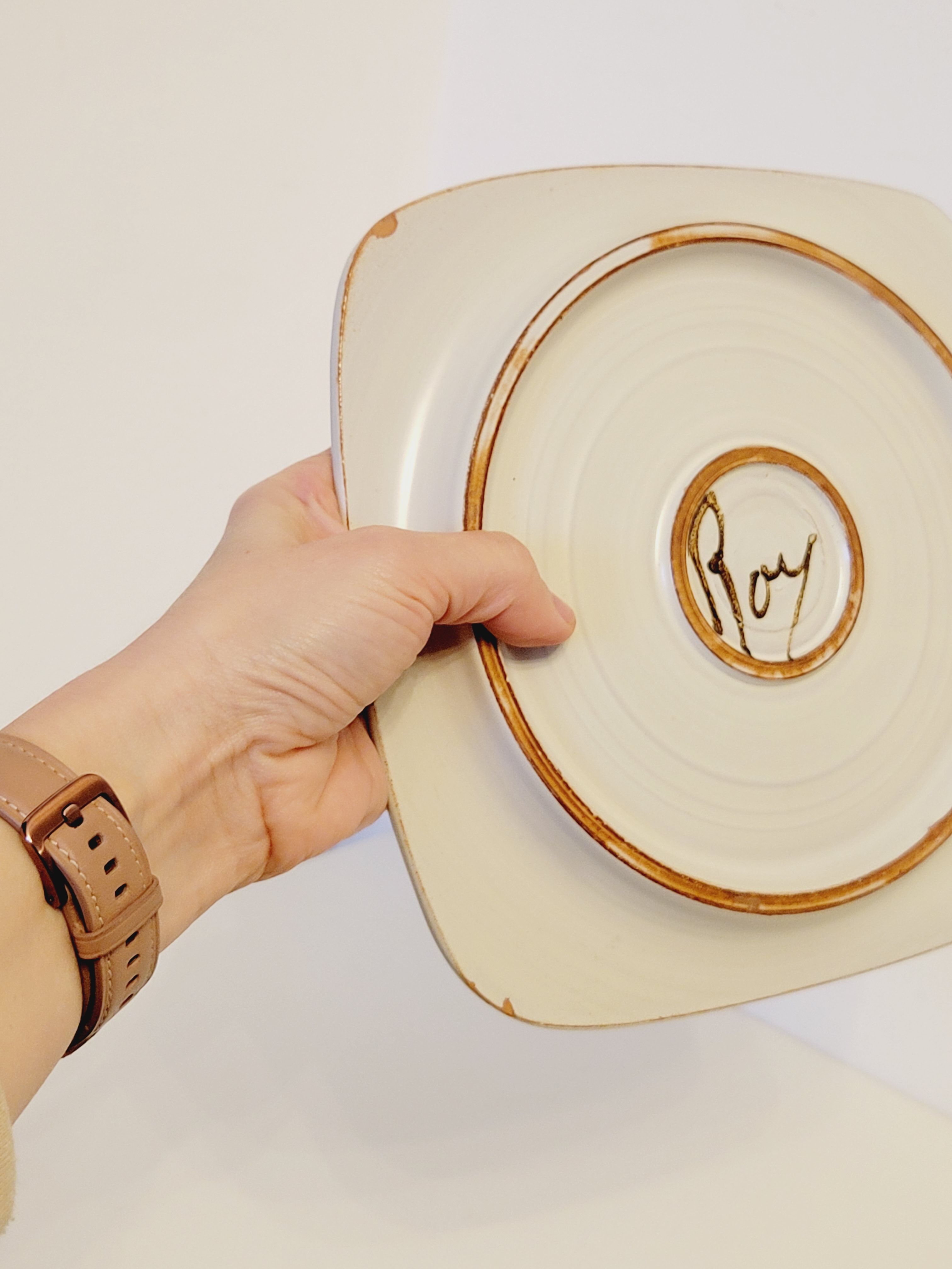 Olivier Roy Vallauris - 4 flat plates in vintage ceramic 1972