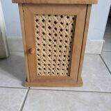 Wall or stand key box