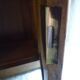 Petite armoire basse de campagne rustique chêne clair massif