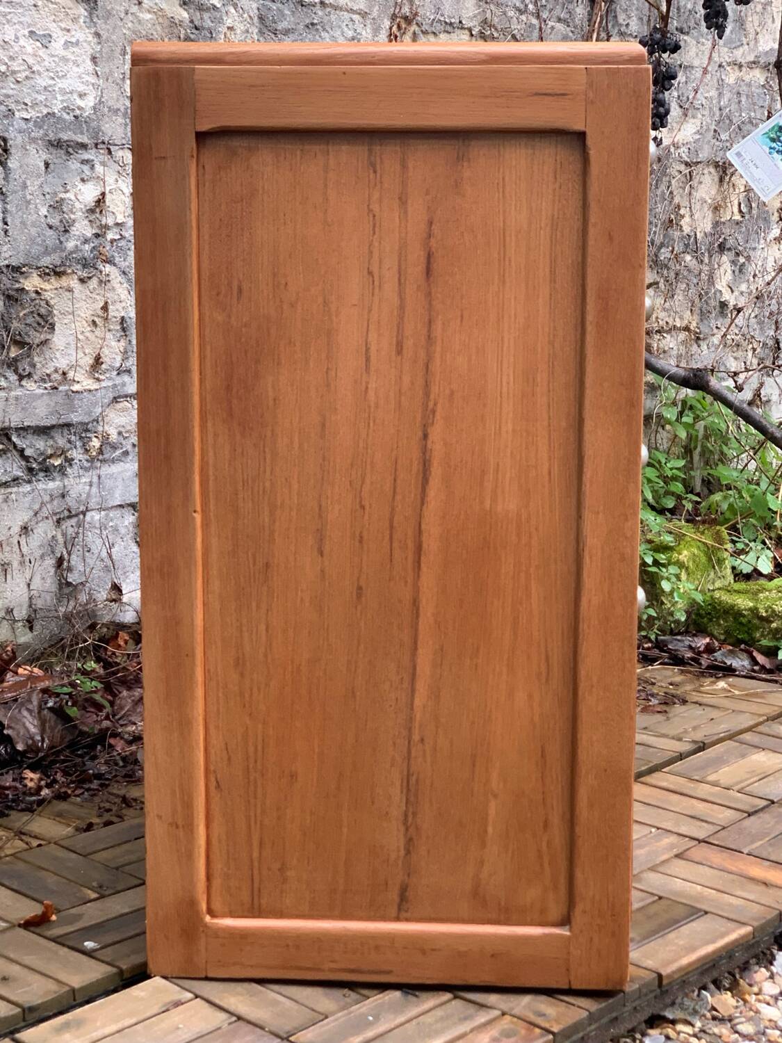 Vintage chest of drawers in solid raw wood from 1950