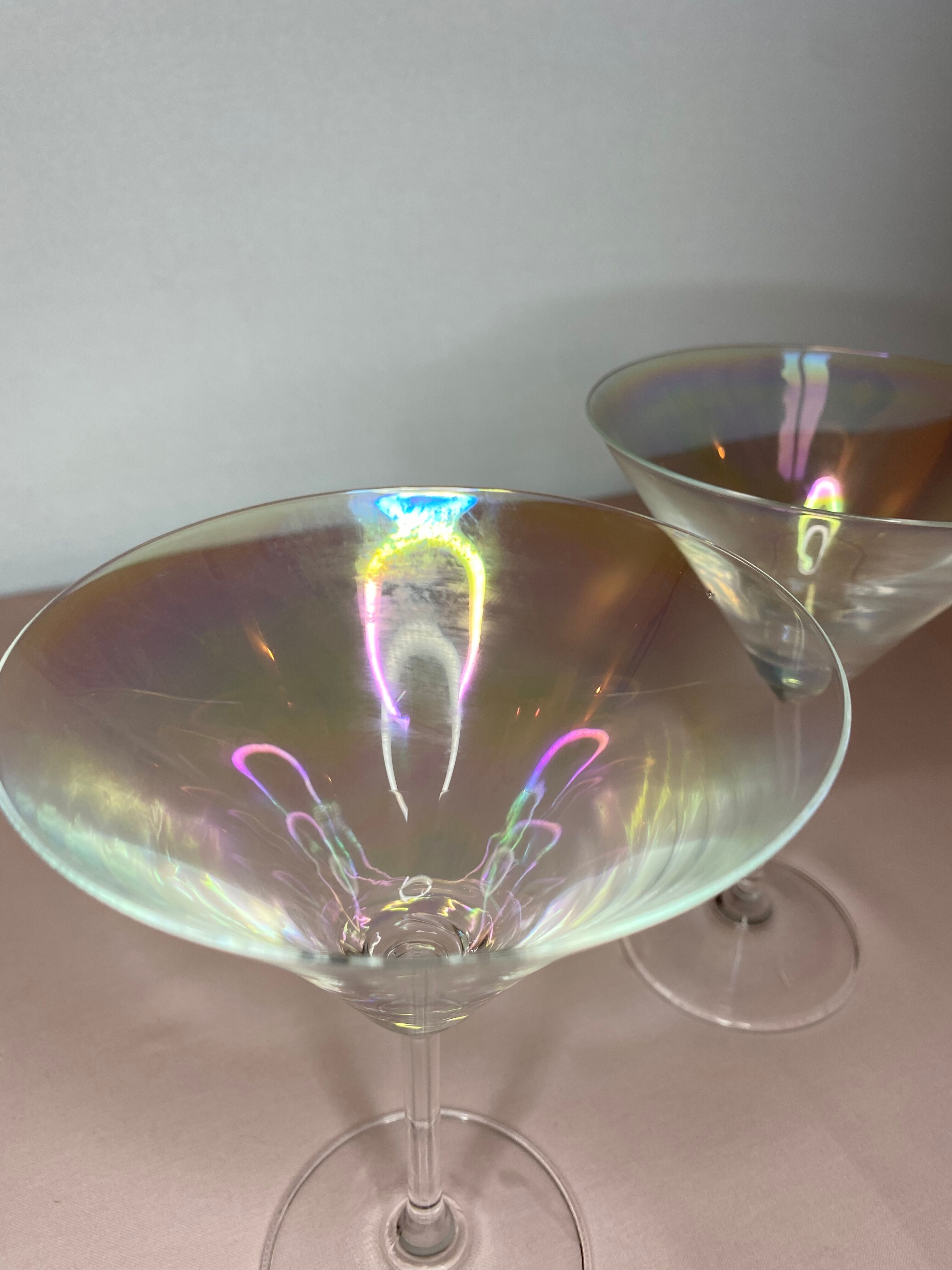 Iridescent martini lenses