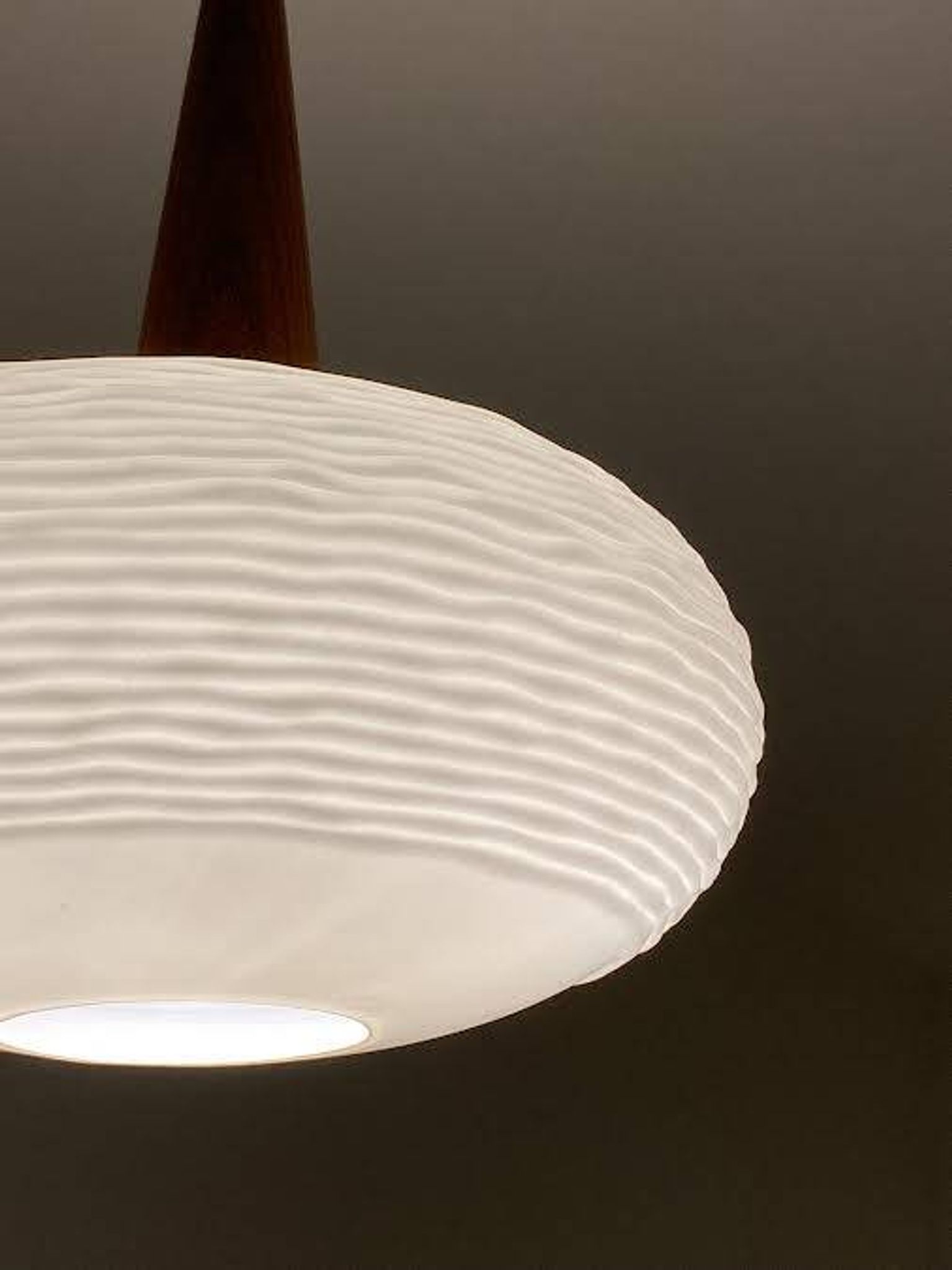 Suspension scandinave de Louis Kalff pour Philips, 1960's