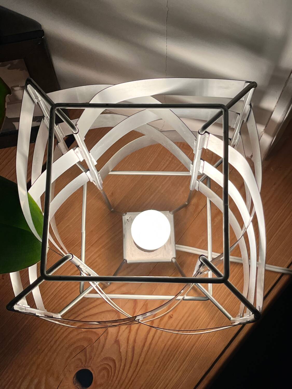 Lampe Uranus, Max Sauze