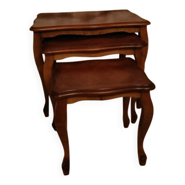Set of 3 nesting tables in solid cherry wood.