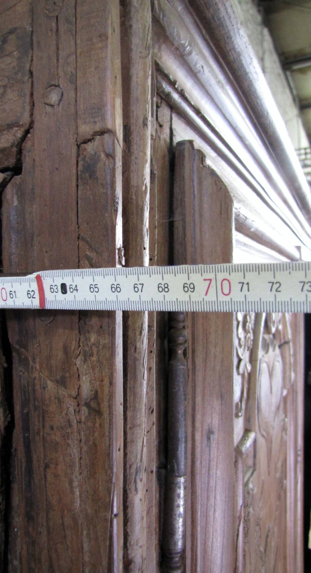 Antique baroque cabinet in solid oak