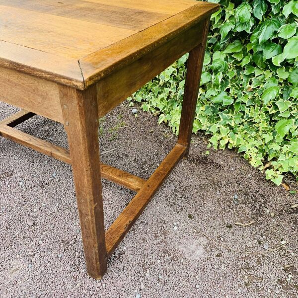 Ancienne table en chêne