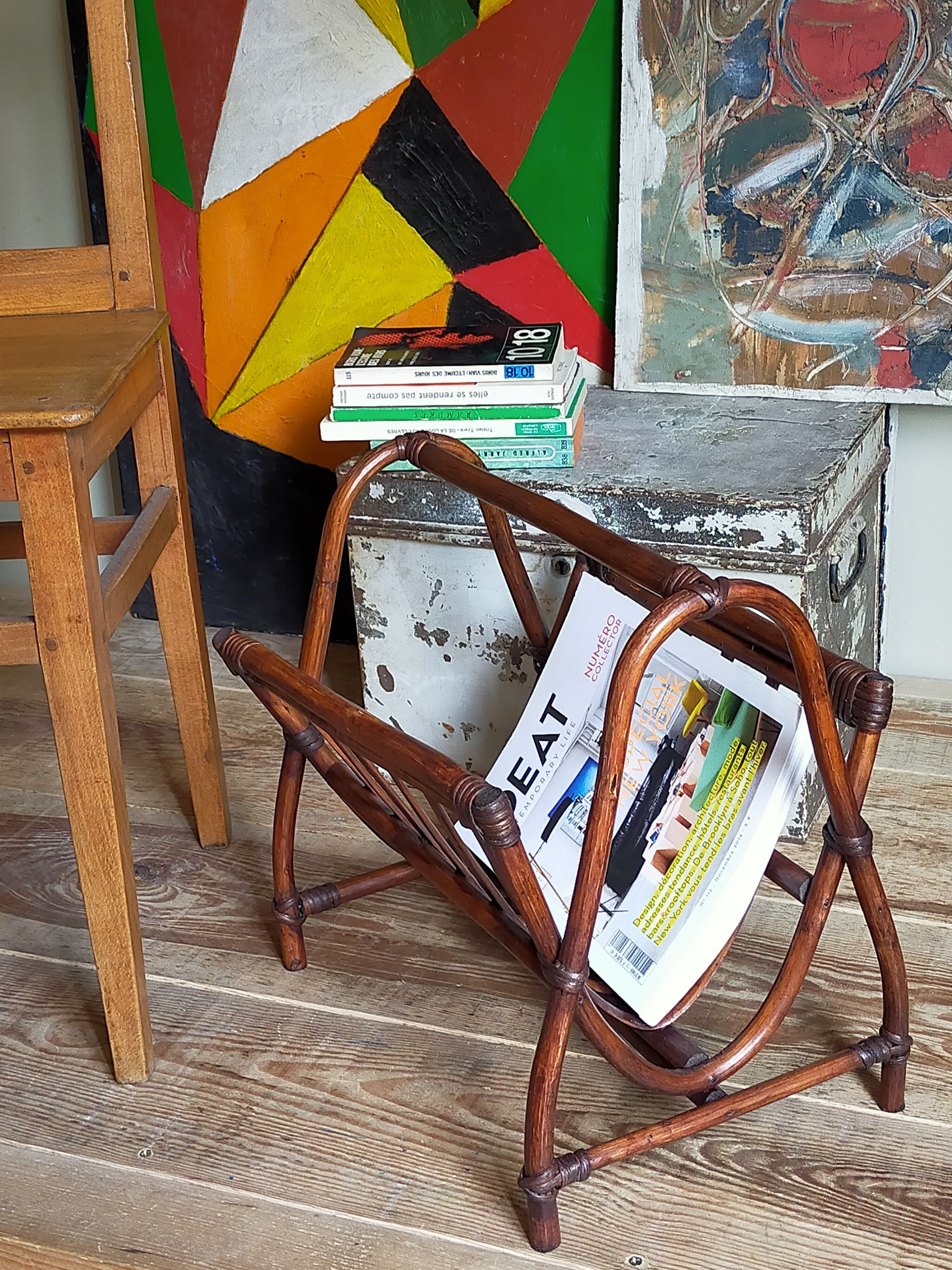 Vintage 1960s rattan magazine holder