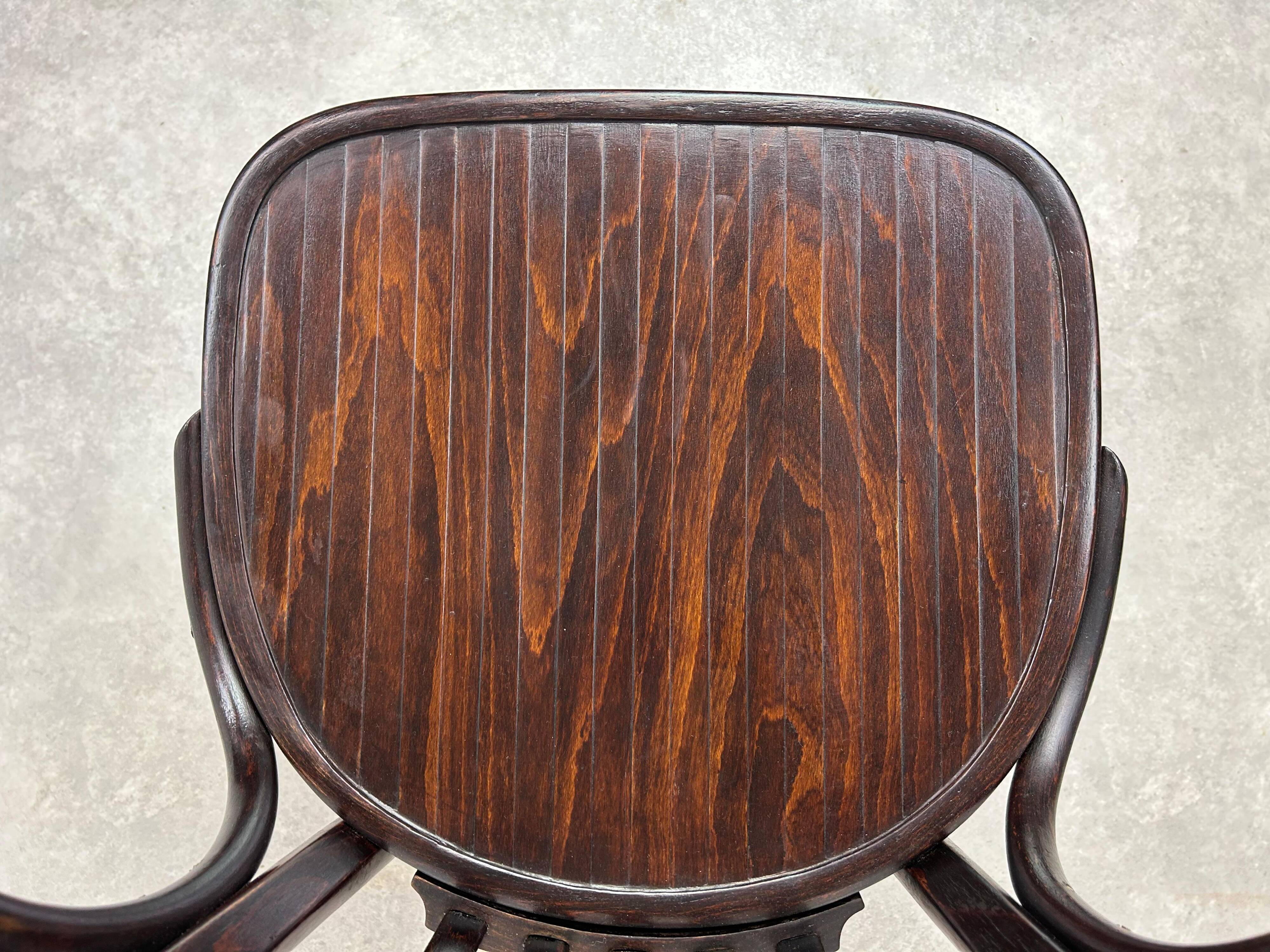 Secession office chair by Thonet