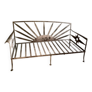 Banquette métal rouillé