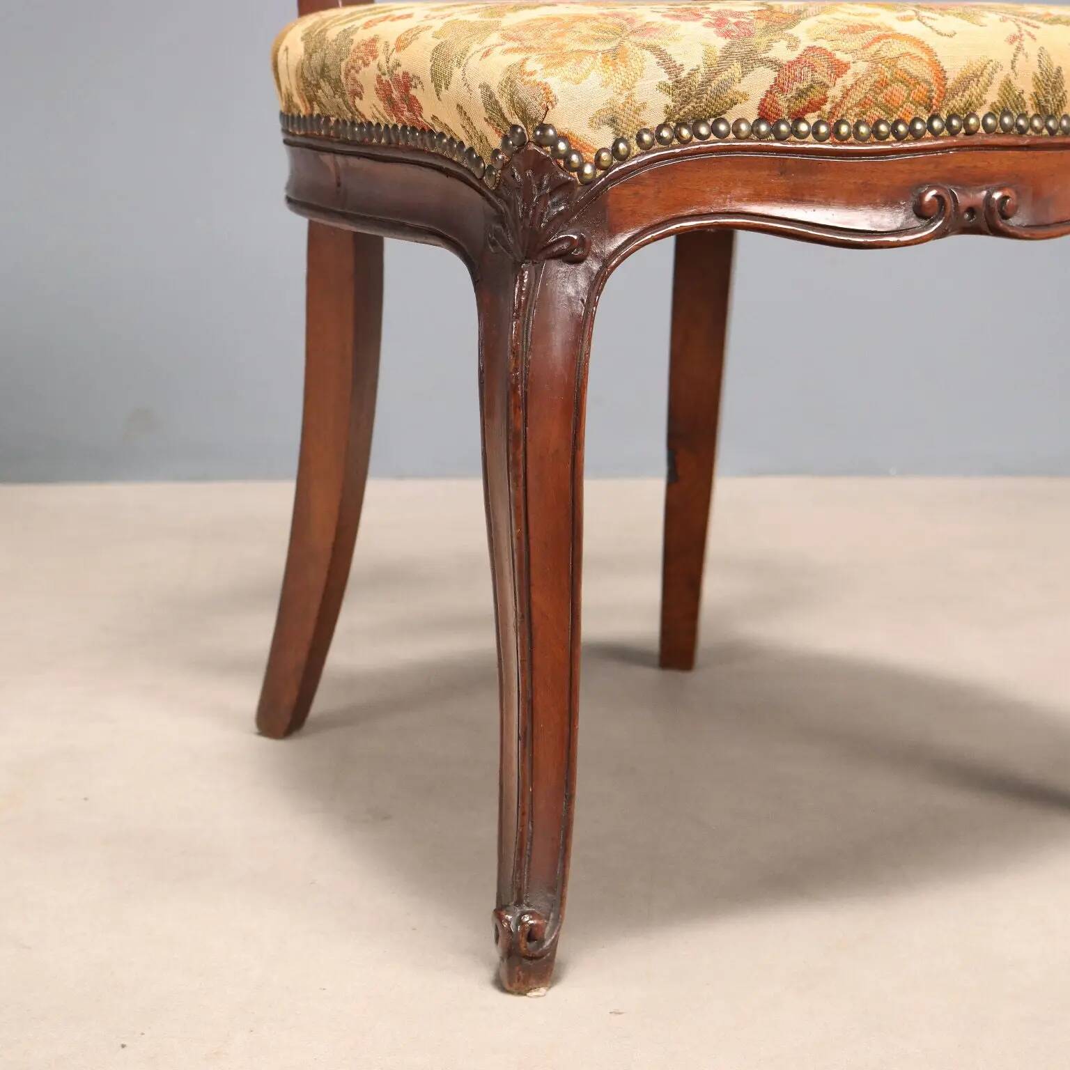 Antique Louis-Philippe chairs in walnut and fabric, 19th century