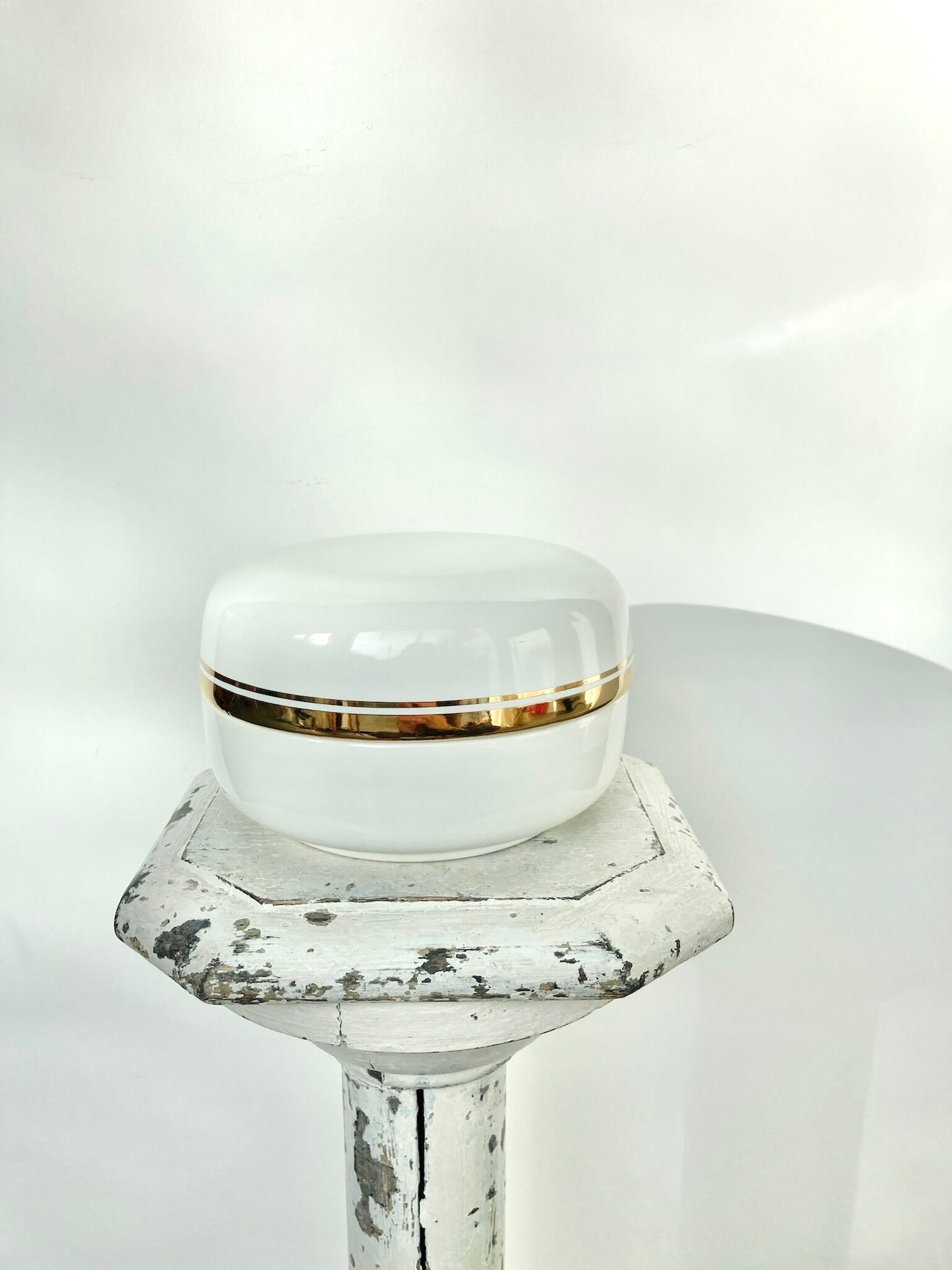 Italian design ceramic box