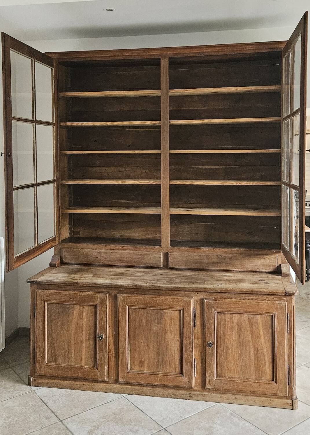 Showcase cabinet of curiosities sideboard oak