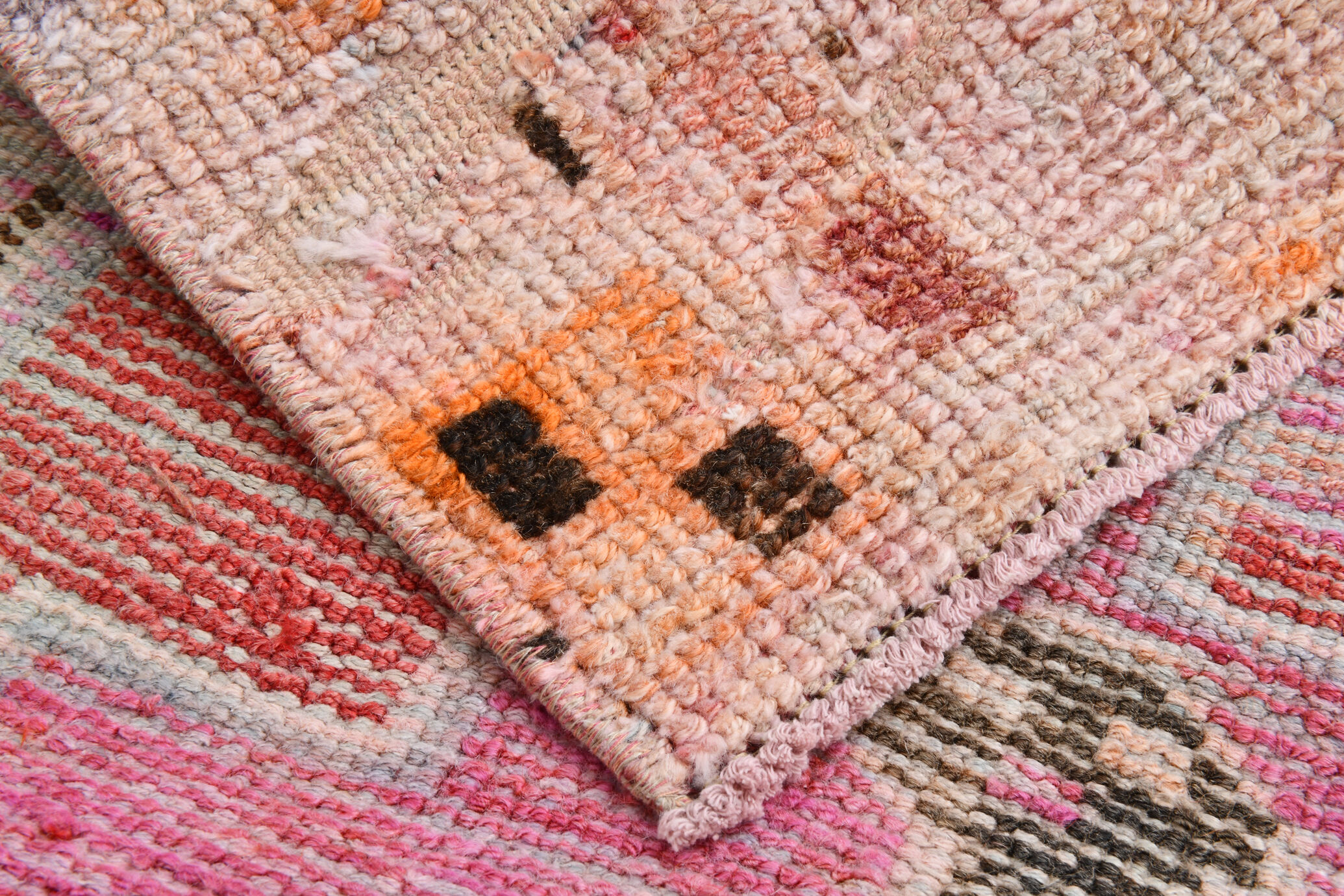 2x10 Pink & Red Classic Runner Rug,76x299Cm