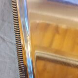 Grand Plateau de service de forme en métal plaqué argent, mouluré et ciselé