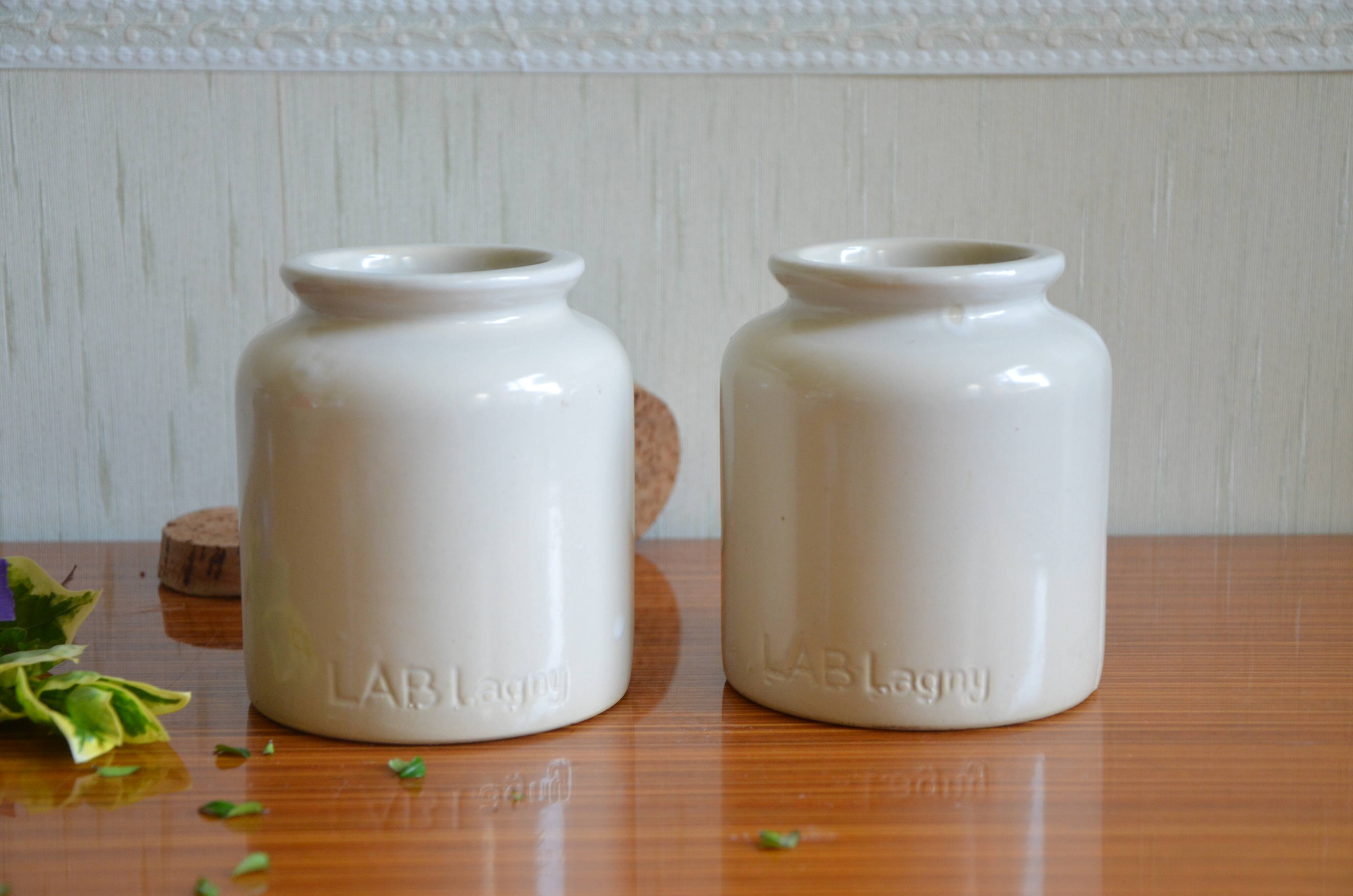 Mustard pot of meaux