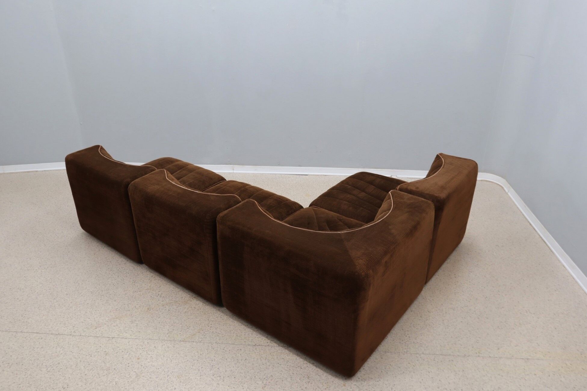 Canapé modulaire 9000 design Tito Agnoli, Arflex 1970s