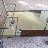 Chrome service and vintage mirror windows