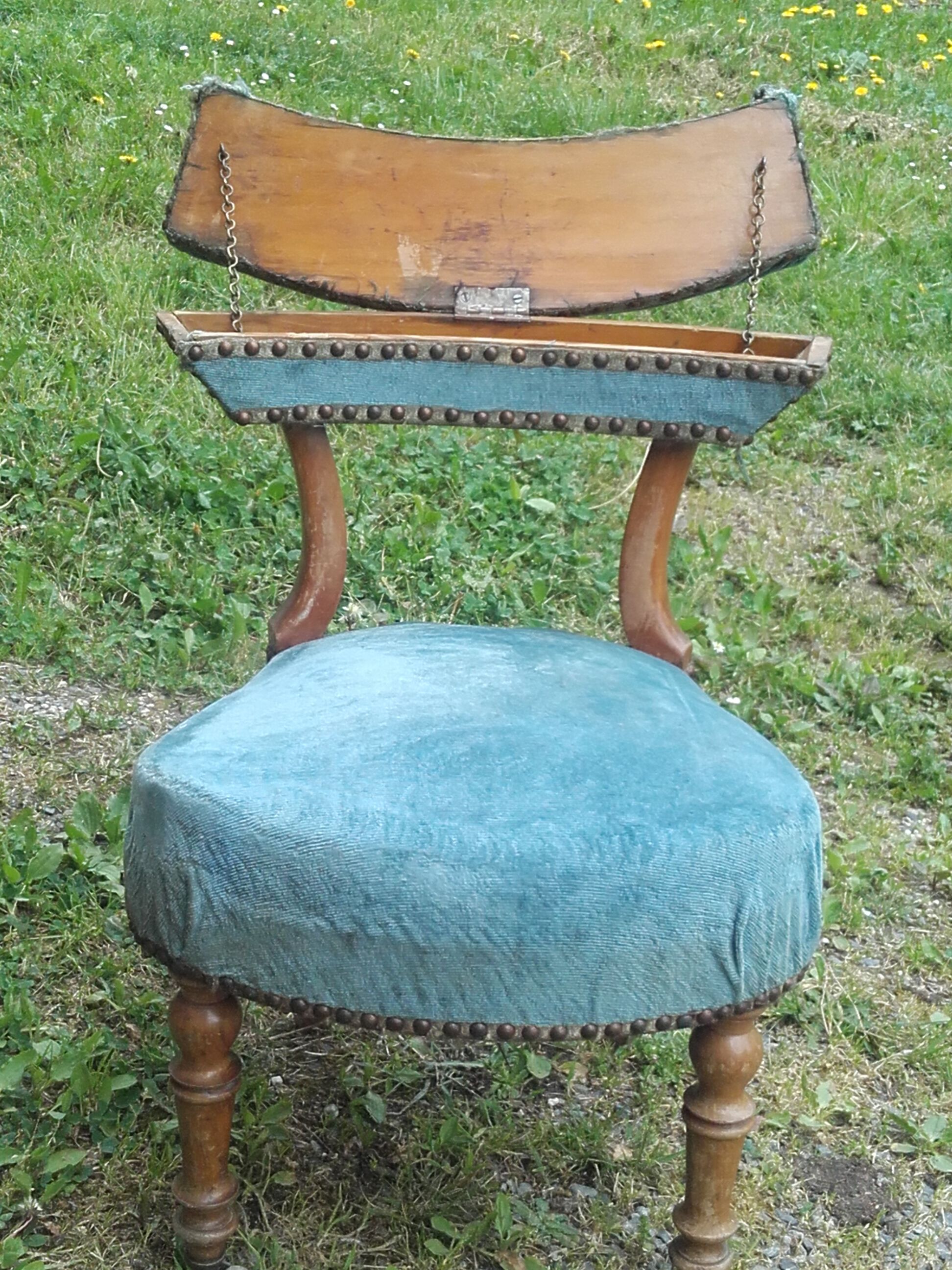 Old smoker's chair