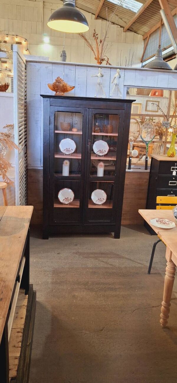 Vitrine ancienne