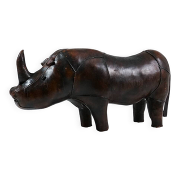 Pouf en cuir de rhinocéros par Dimitri Omersa