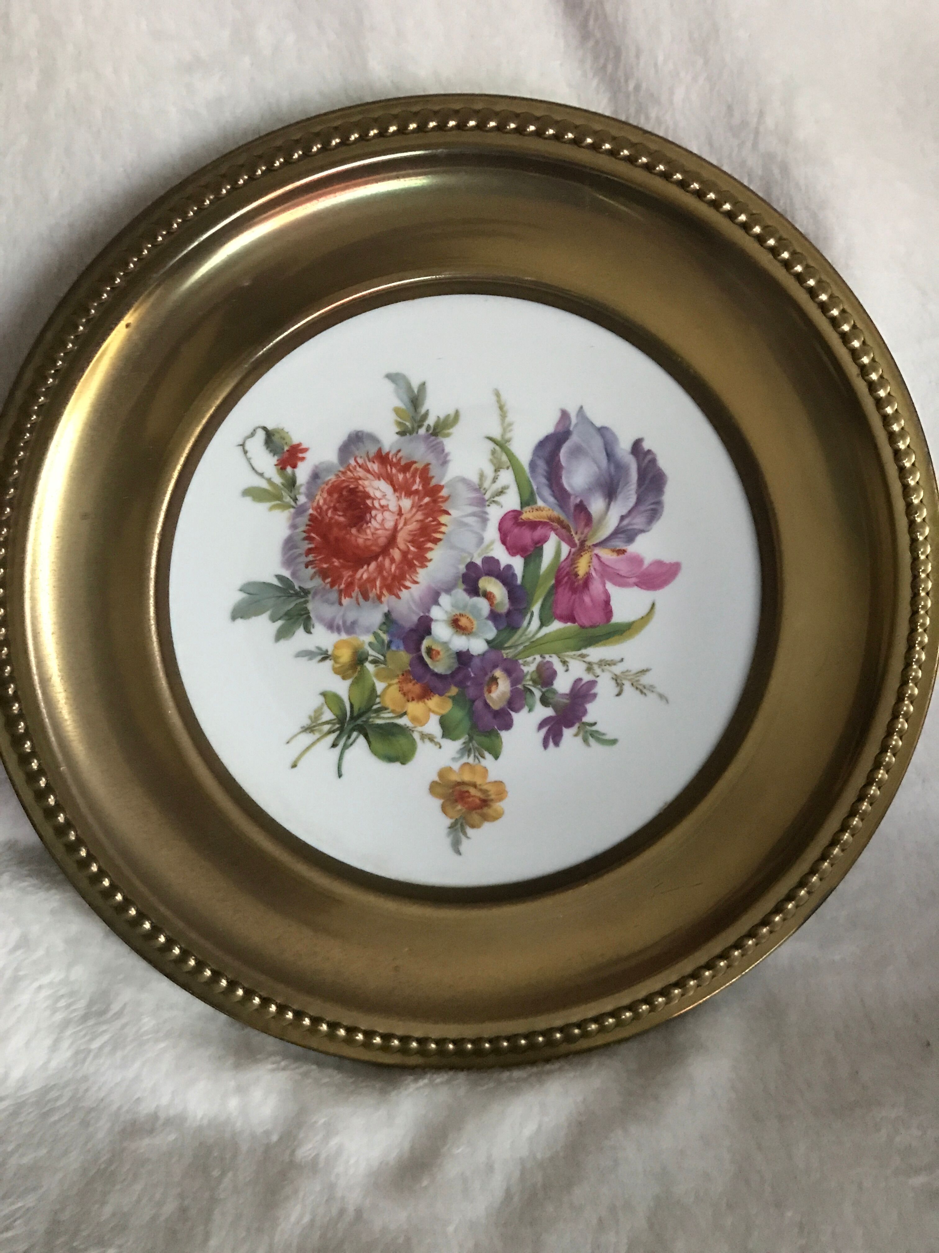 Fine porcelain floral plate