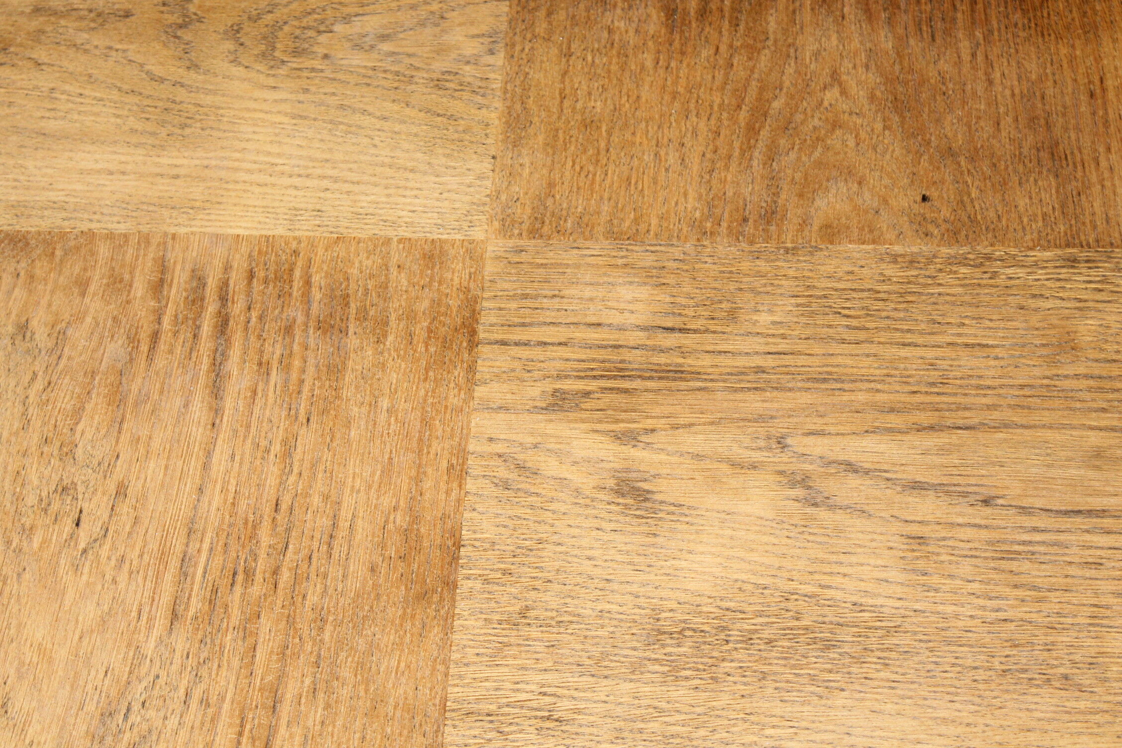 Low table compass feet