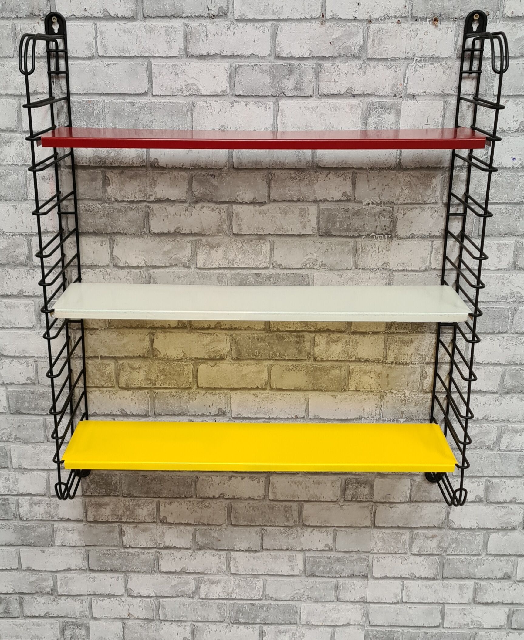 Wall shelf tomado style 1950