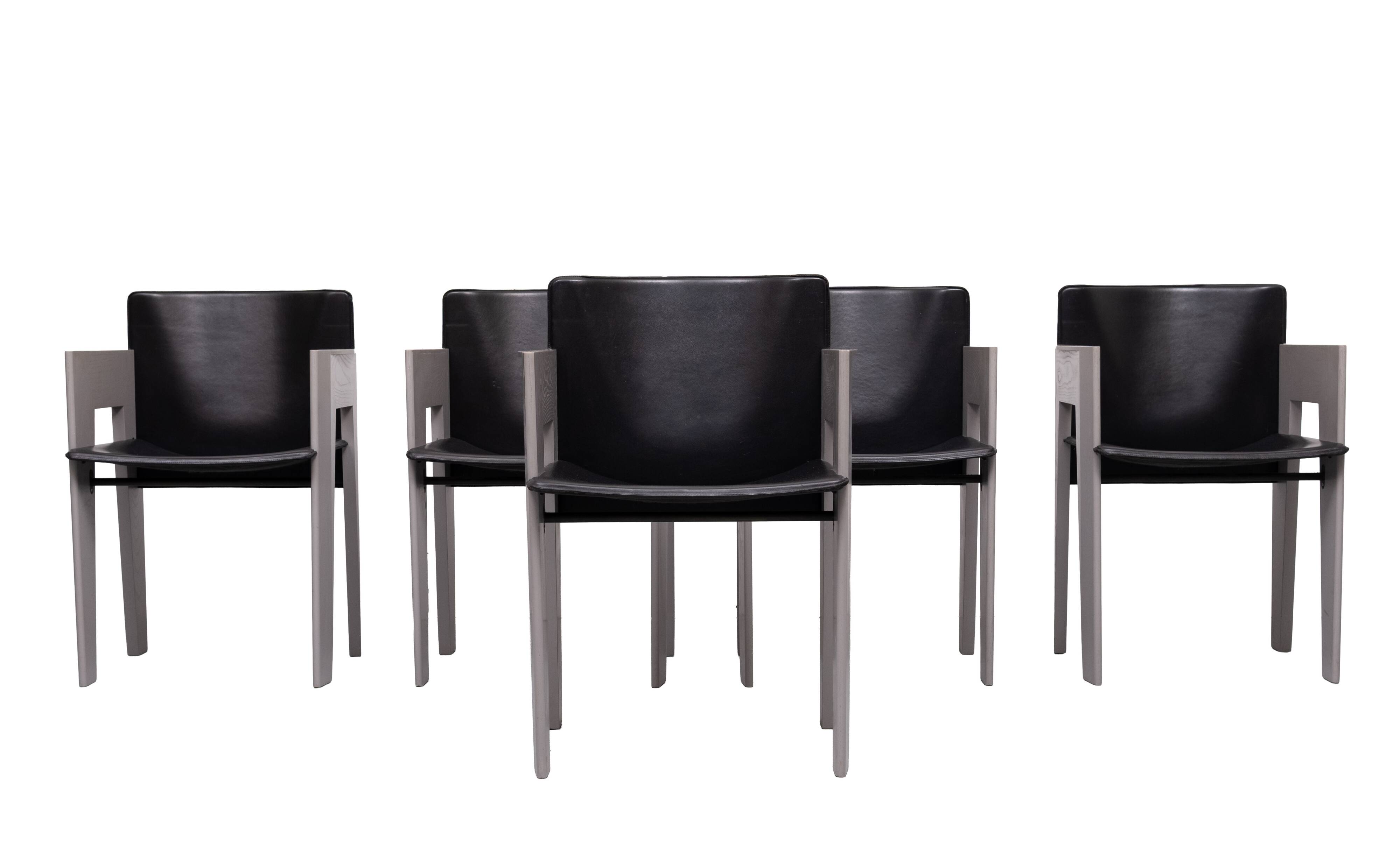 Chaises de salle à manger en cuir et en bois époustouflantes par Arnold Merckx pour Arco, vers 1980.