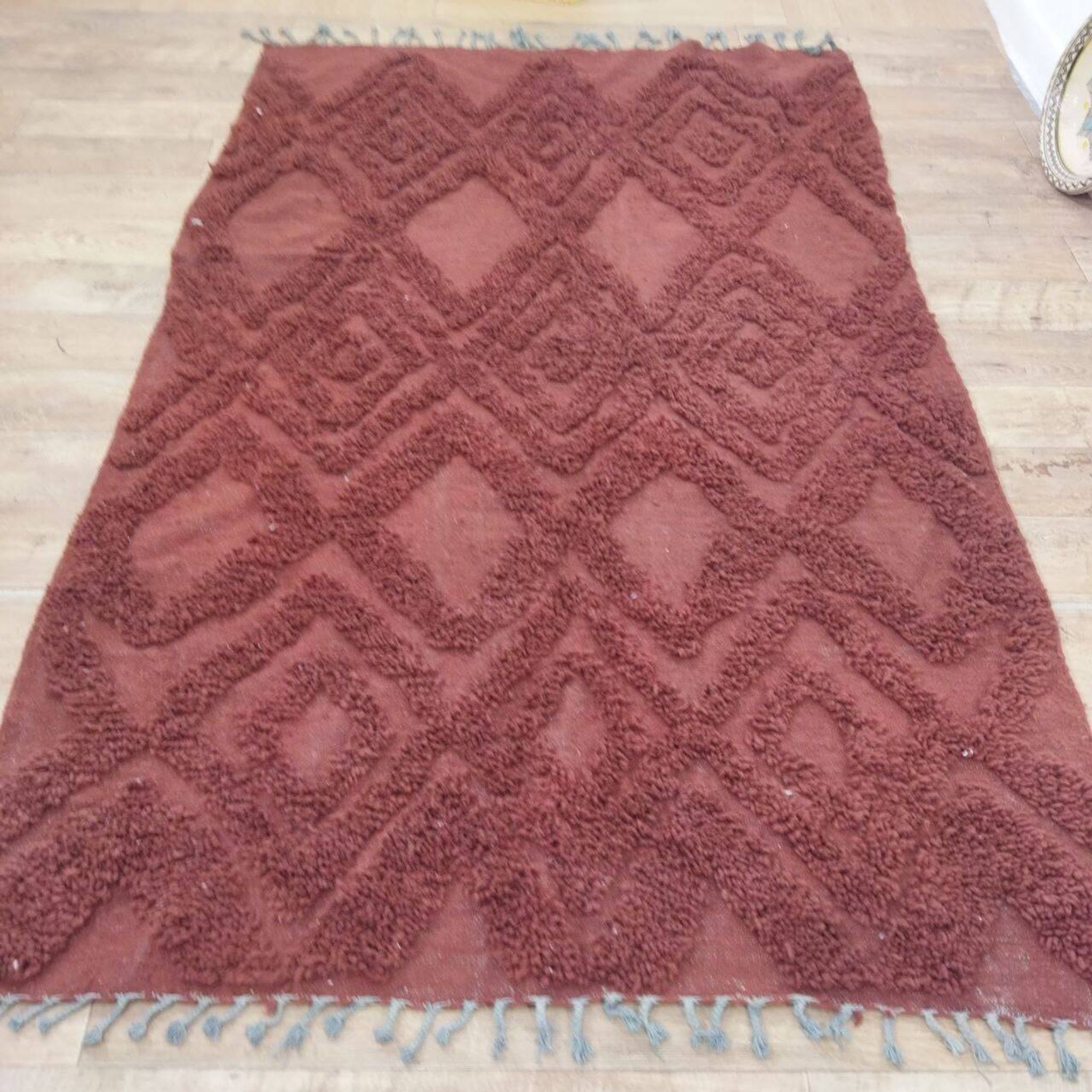 Azilal Berber rug in handmade wool 250 X 154 CM