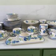 "Hortensia" table service from Luneville, earthenware, 80 pieces