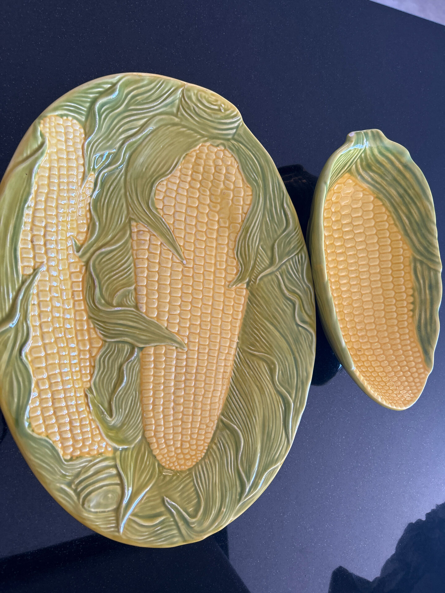 Set of 2 vintage ceramic dishes – Relief corn – Country decor