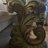 Console with venetian carved feet 19th