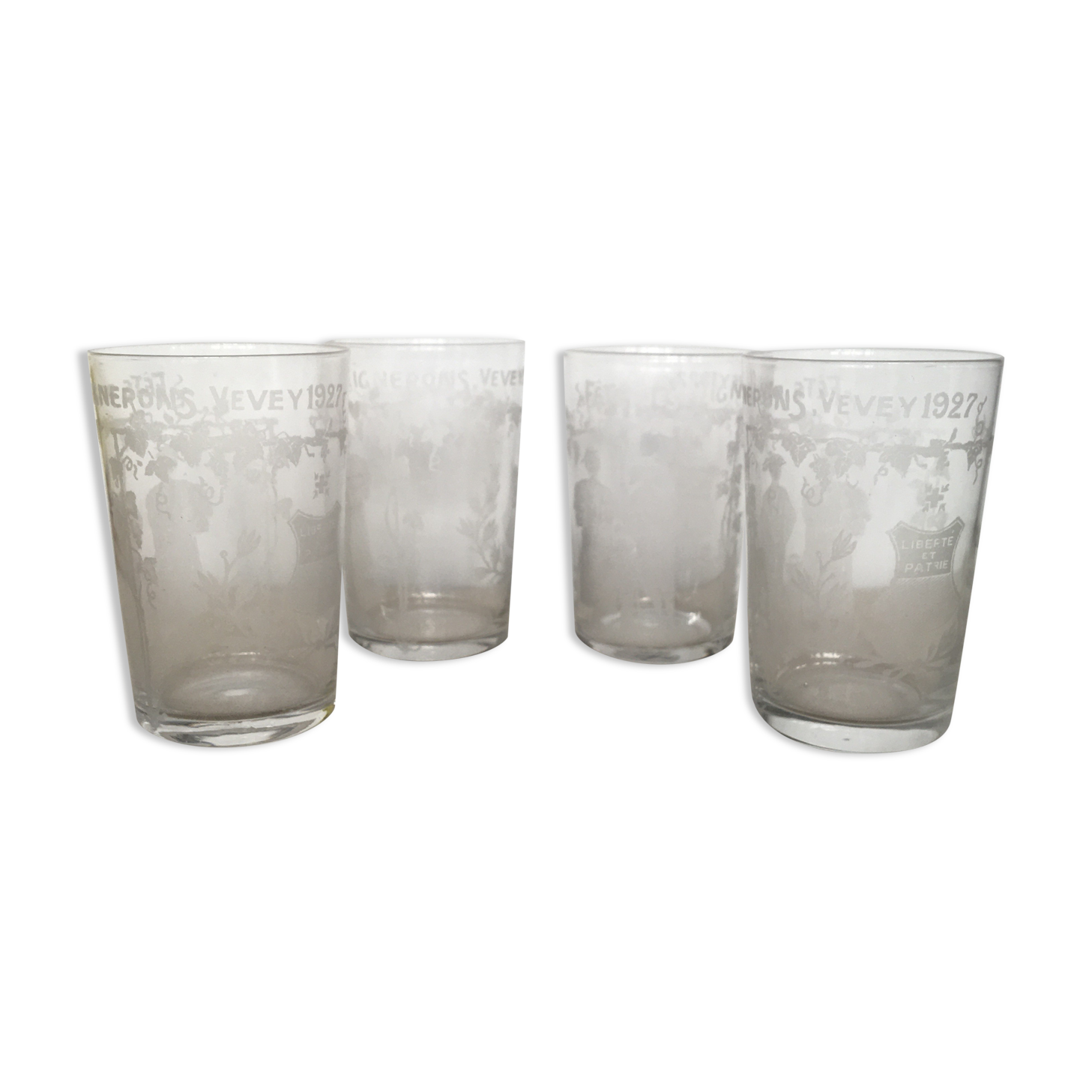Set of 4 engraved cups "Vevey winegrowers' festival 1927"