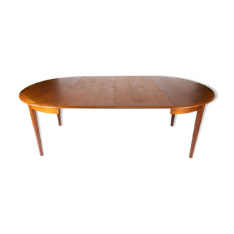 Table à manger en teck de design danois des années 1960.