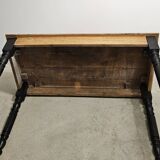 Antique farmhouse table in solid oak with turned legs