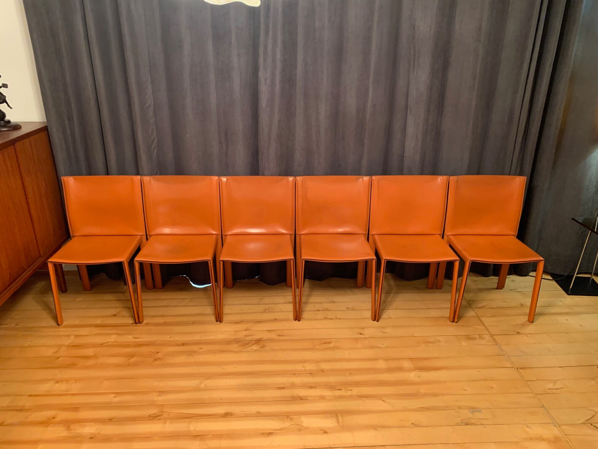 6 chaises Pasqualina par Grassi & Bianchi, Enrico Pellizzoni, Italie, années 1980.